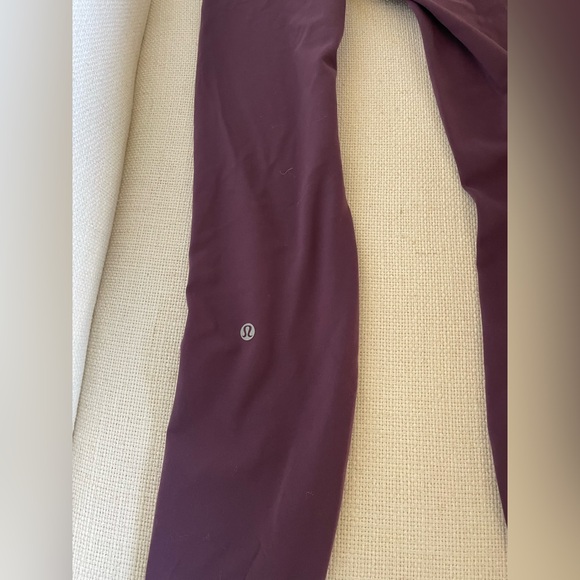 Lululemon Wunder Train Contour Fit High Rise Tight 25” Grape Thistle size 6 - Picture 3 of 4